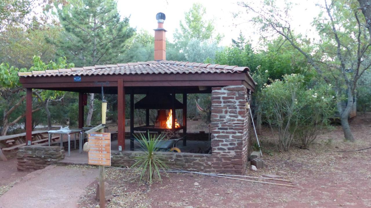 Relais Du Salagou - Chalets Climatises Proche Lac Du Salagou Le Bosc  Esterno foto